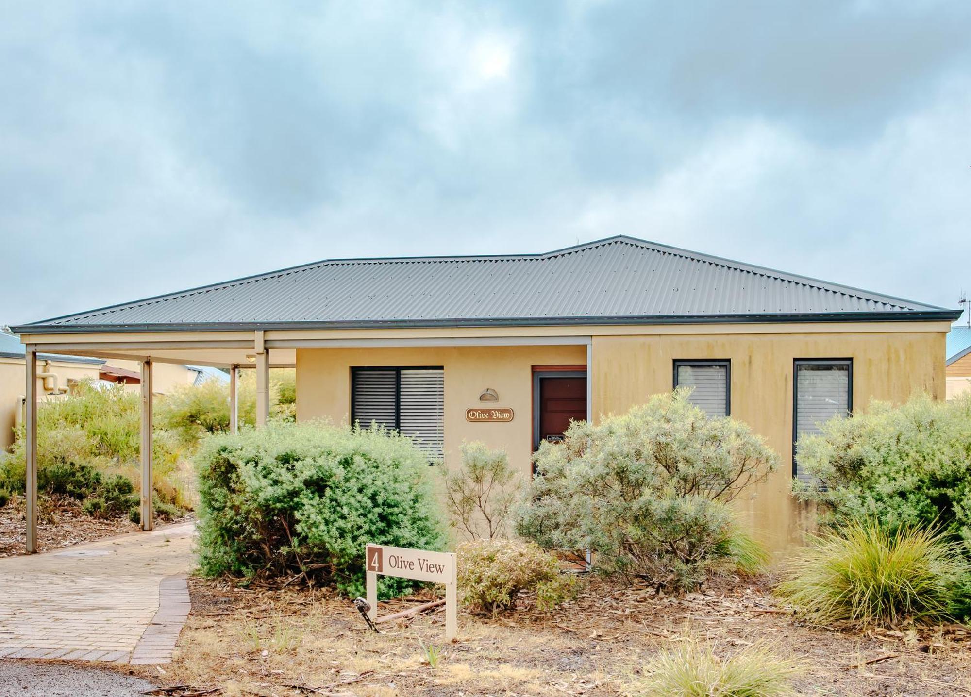 Cosy Corner By The Bnb Collection Albany Exterior photo