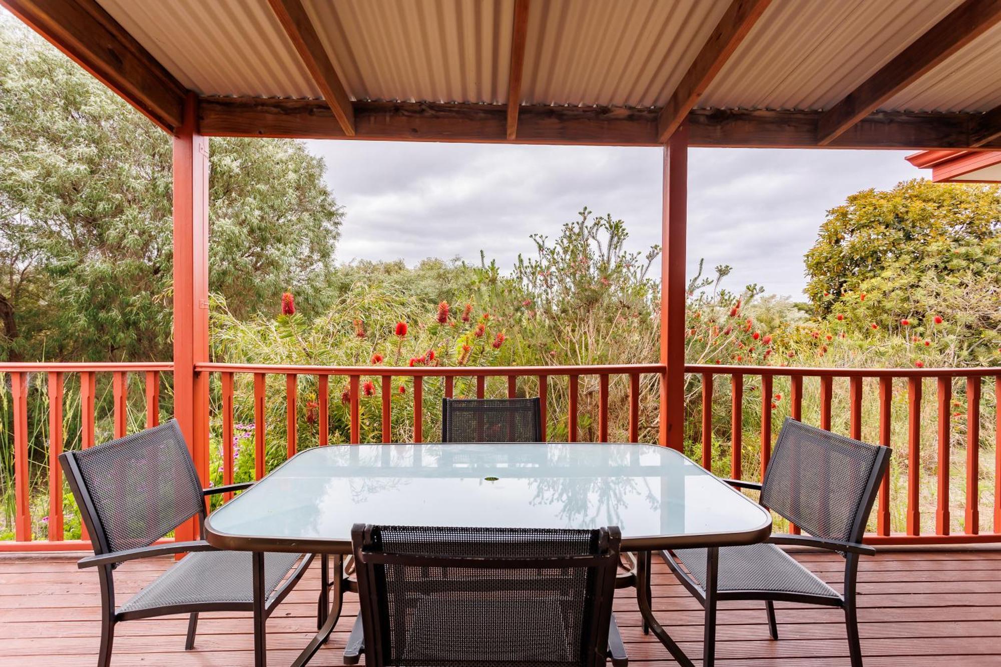 Cosy Corner By The Bnb Collection Albany Exterior photo