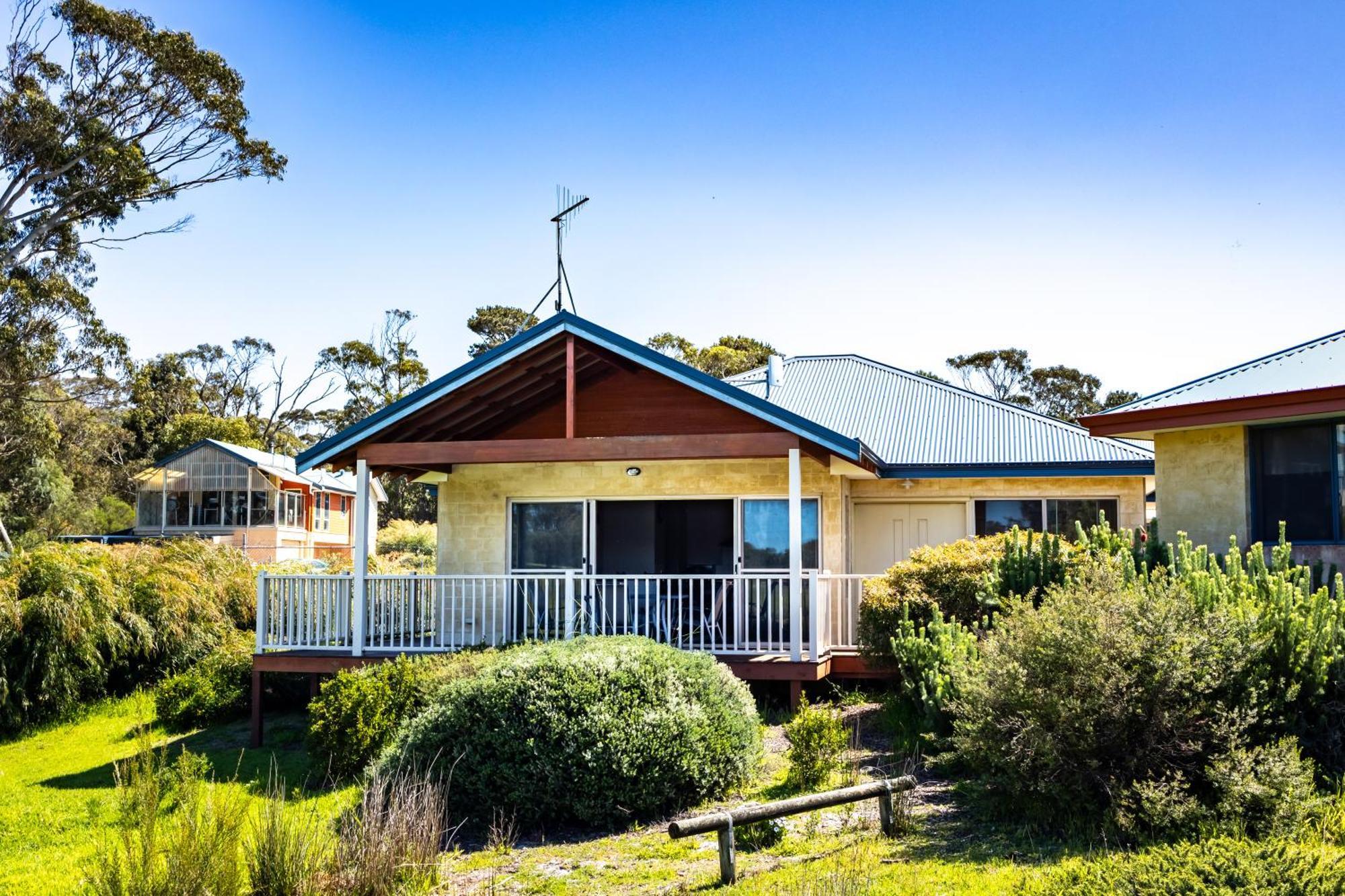 Cosy Corner By The Bnb Collection Albany Exterior photo