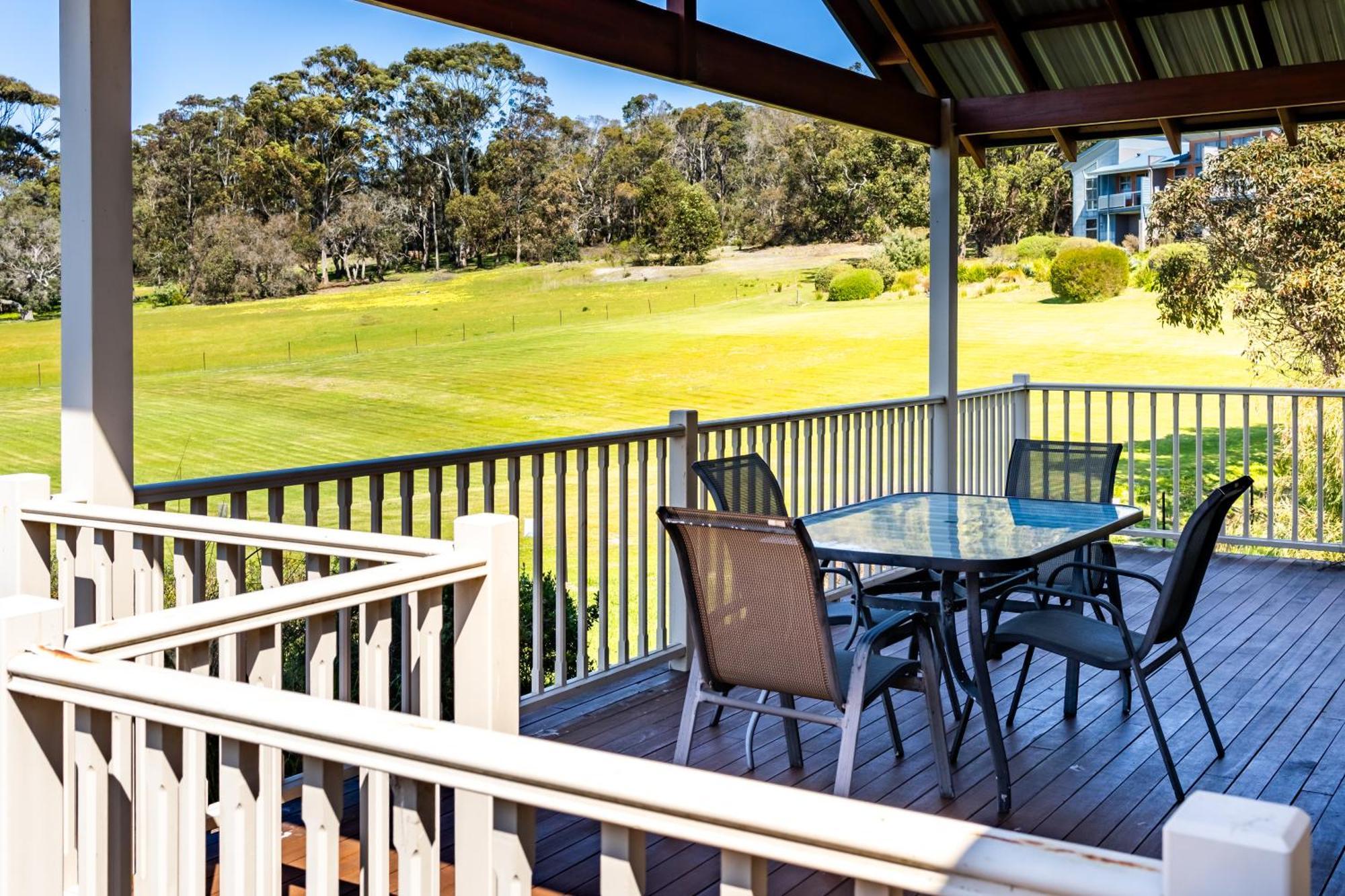 Cosy Corner By The Bnb Collection Albany Exterior photo