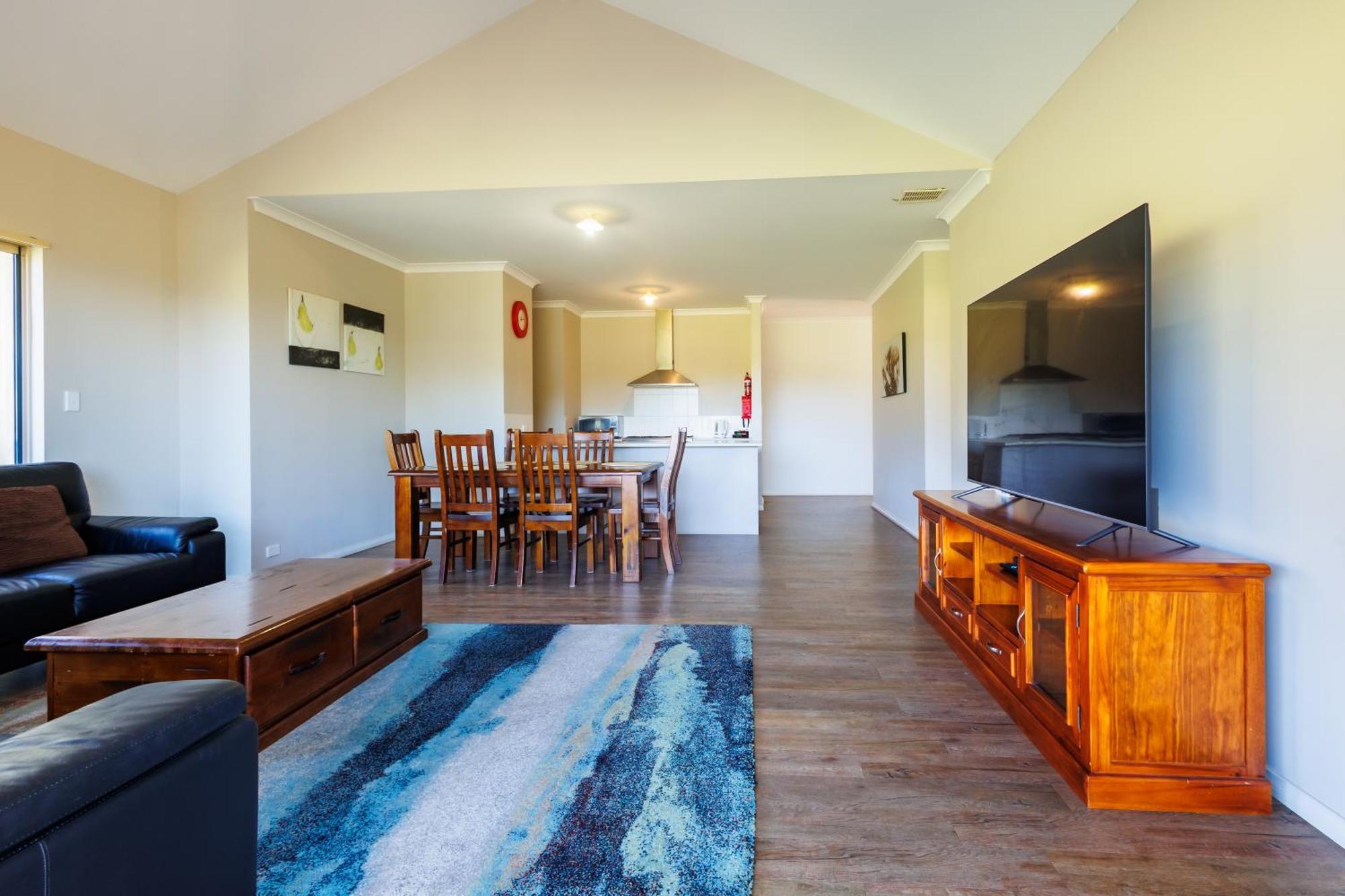 Cosy Corner By The Bnb Collection Albany Exterior photo